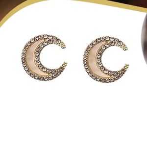 Diamond Stud Earrings Women's Simple Earrings Fashion Temperament Earrings